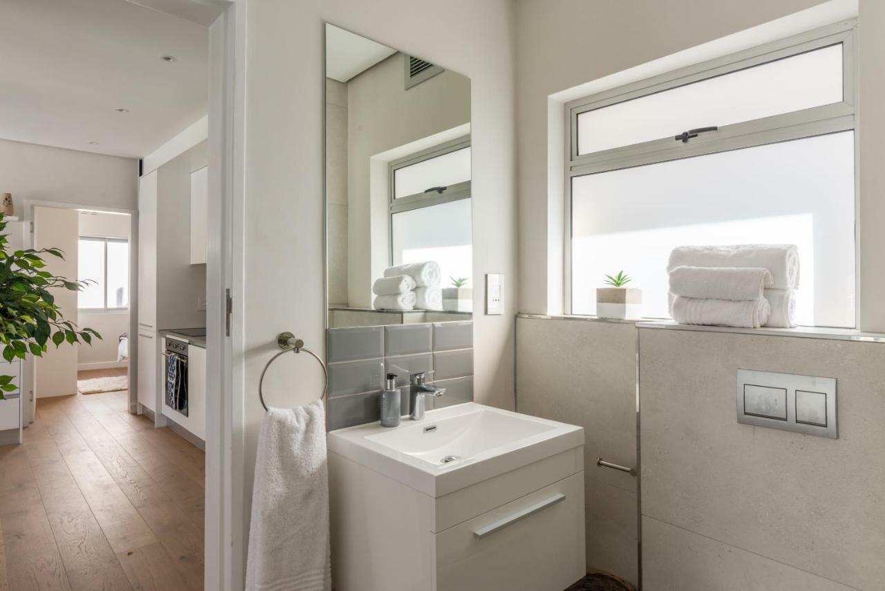 Apartment Exquisite Lion's Head Views In Bantry Bay